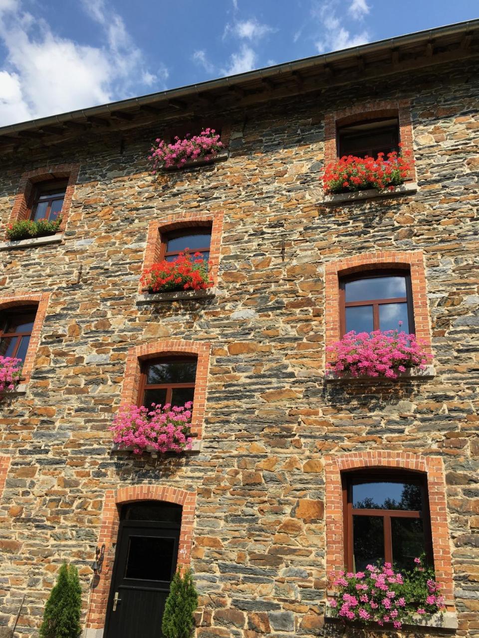 Bed & Breakfast Schlommefurth Bed & Breakfast St. Vith Exterior photo